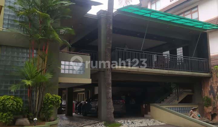 Kost Luas Tanah 1298 m² di Kebon Jeruk, Jakarta Barat